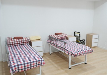 주/야간보호 생활실